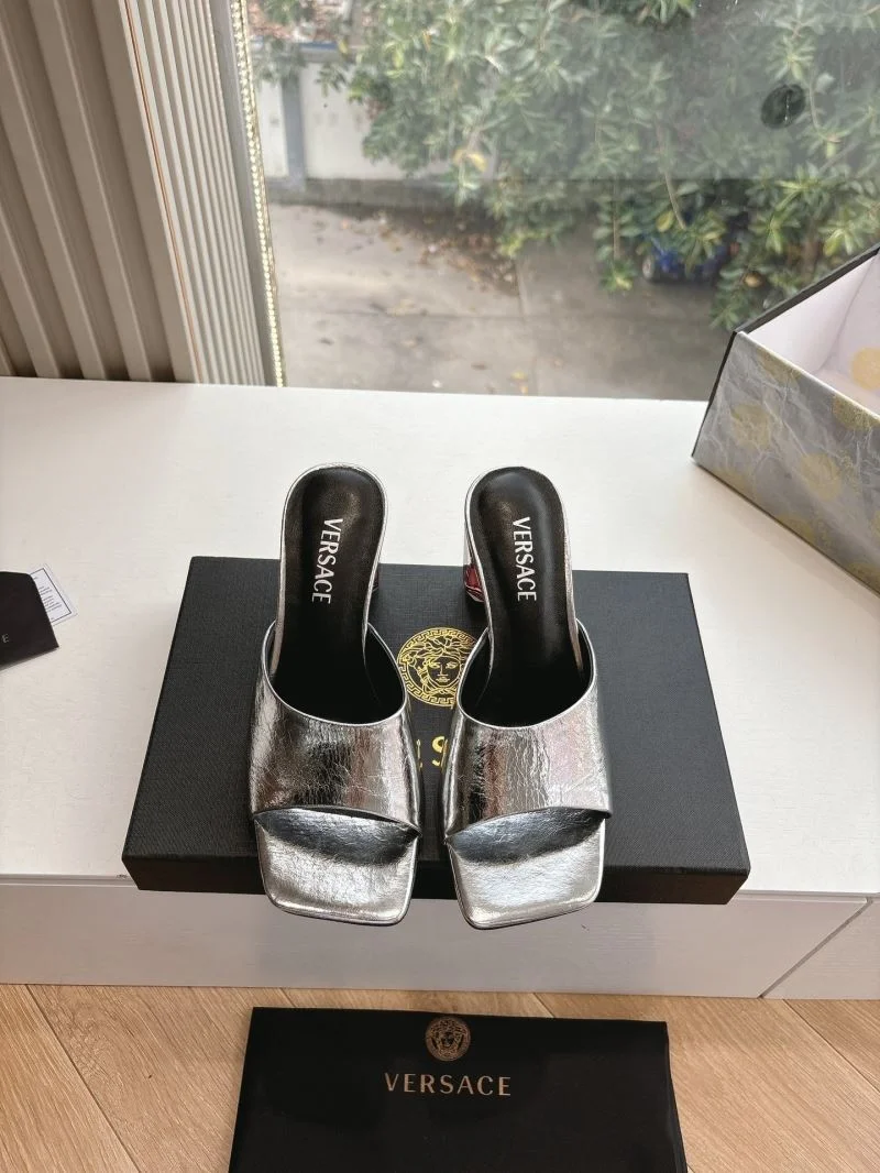 Versace Slippers Supportive 37378