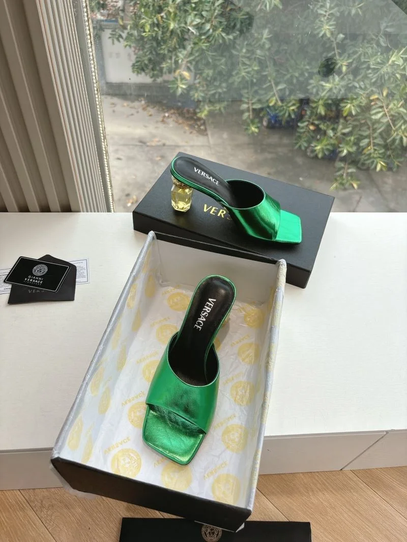 Versace Slippers Popular 37372