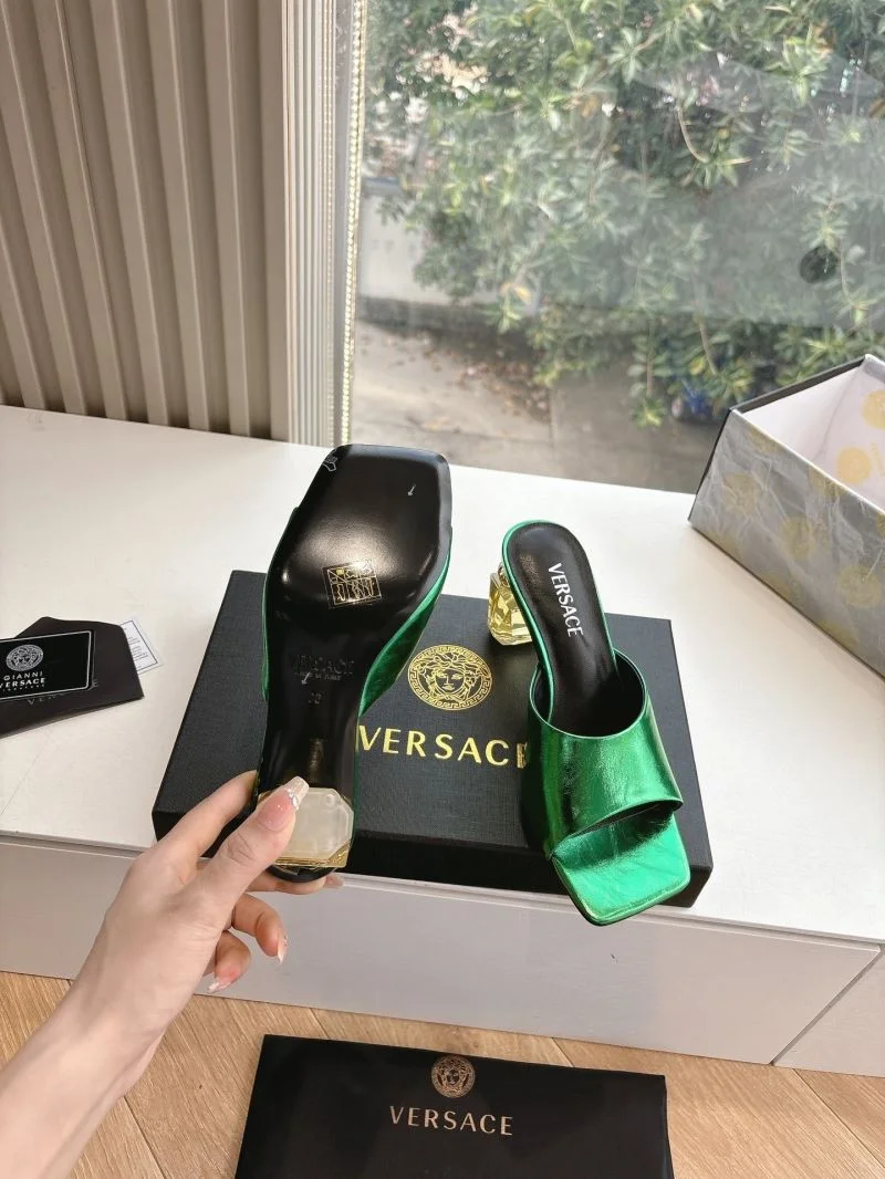 Versace Slippers Popular 37372