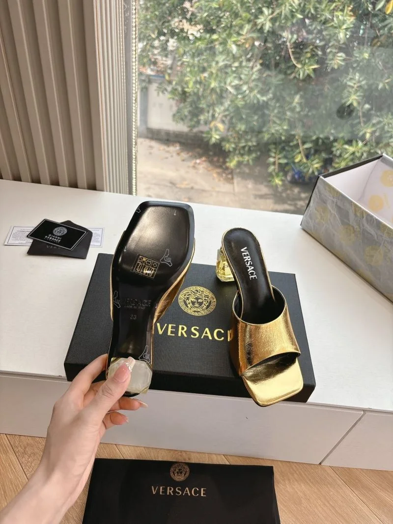 Unisex Versace Slippers 37383
