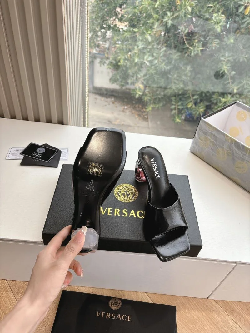 Neat Versace Slippers 37364