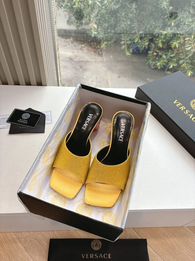 Versace Slippers Bold 37388