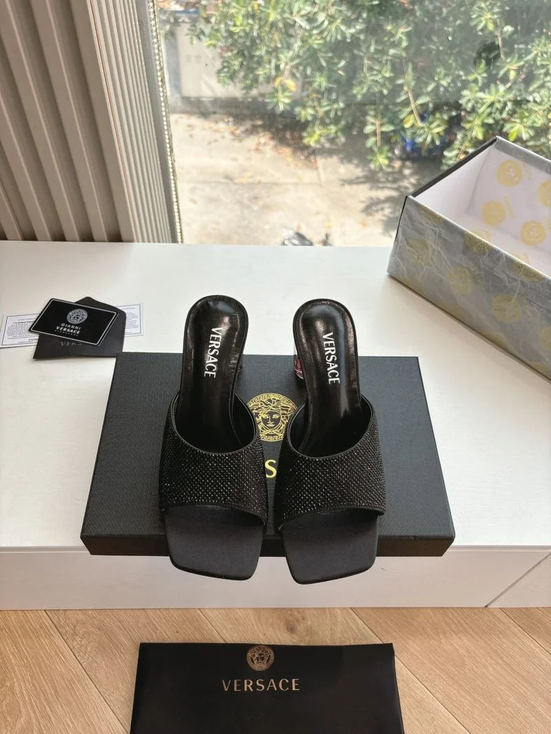BestValue Versace Slippers 37363