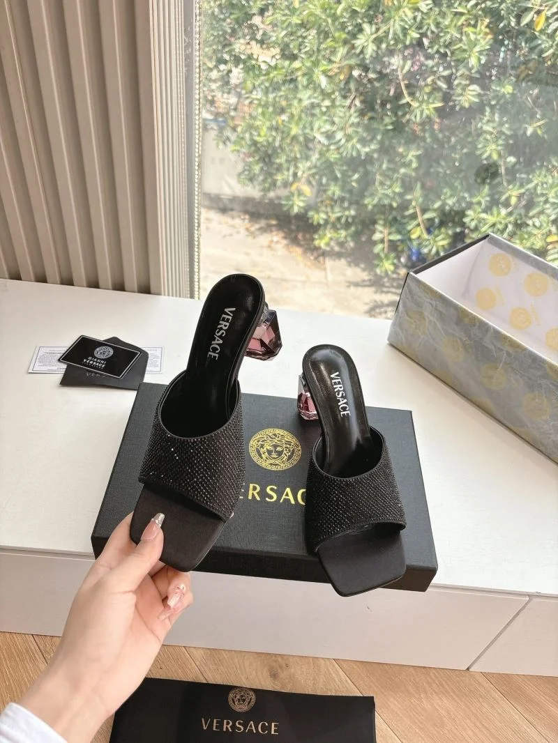 BestValue Versace Slippers 37363