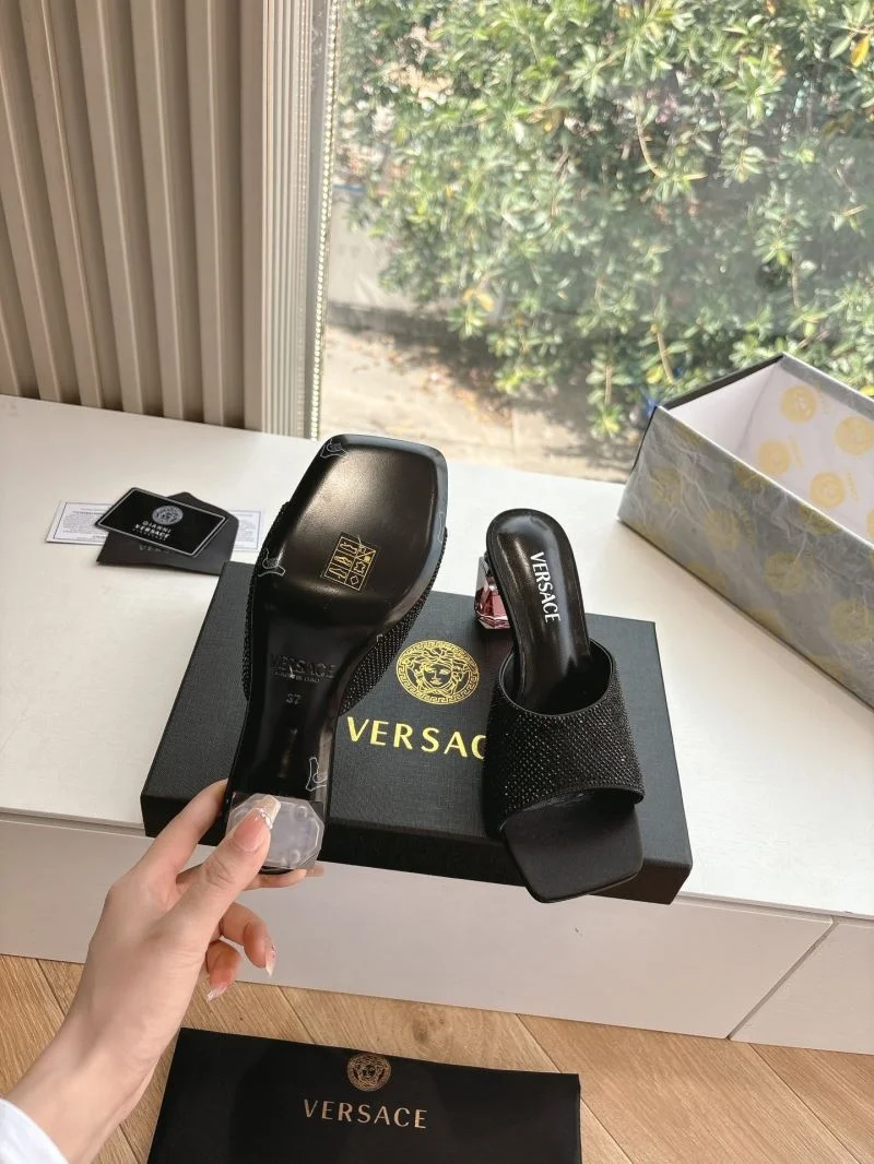 BestValue Versace Slippers 37363