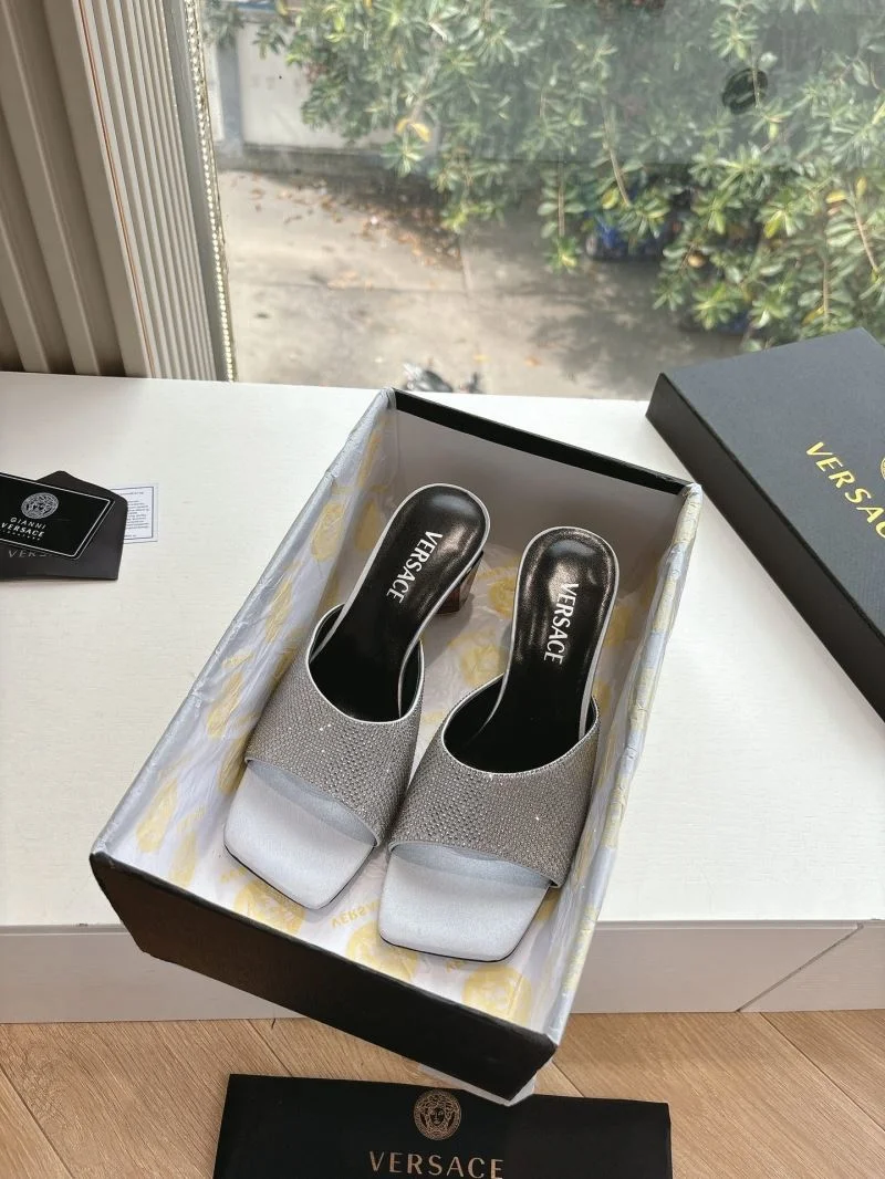 Versace Slippers Flexible 37362