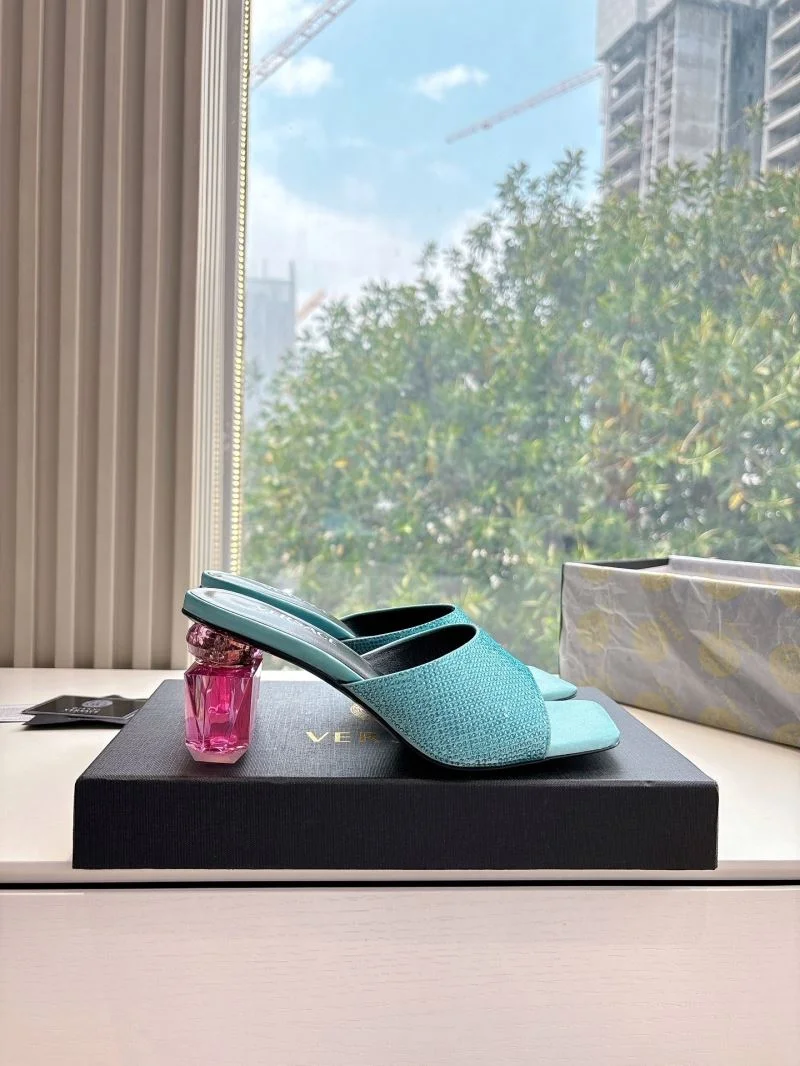 Versace Slippers GoodFit 37369