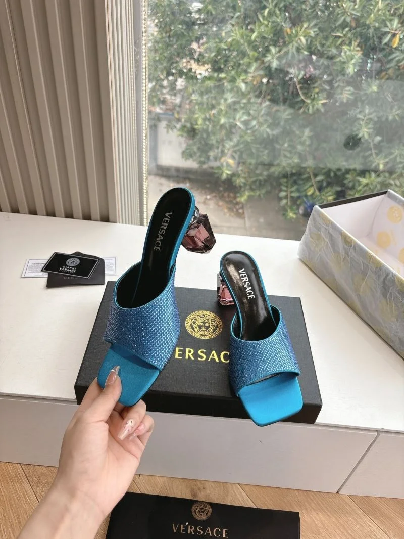 Practical Versace Slippers 37382