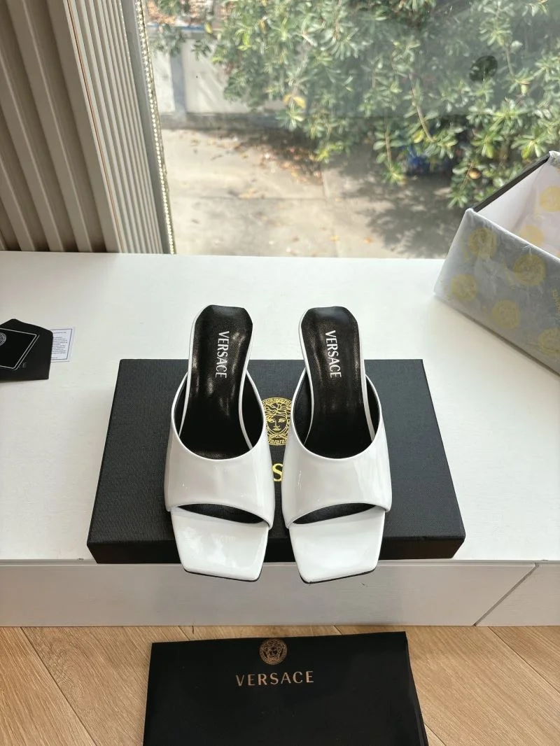 Casual Versace Slippers 37359