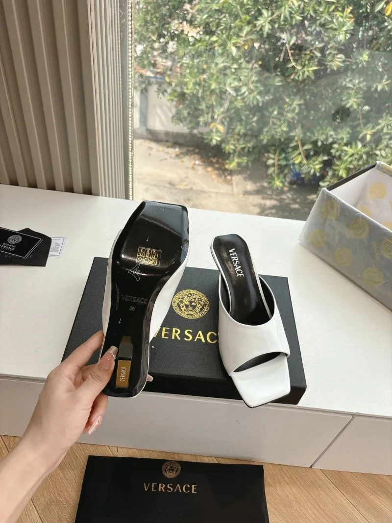 Casual Versace Slippers 37359