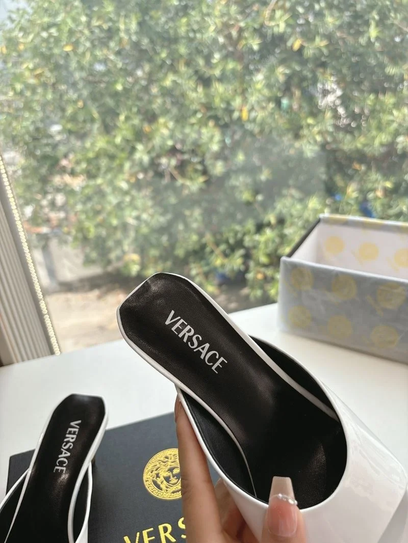 Casual Versace Slippers 37359