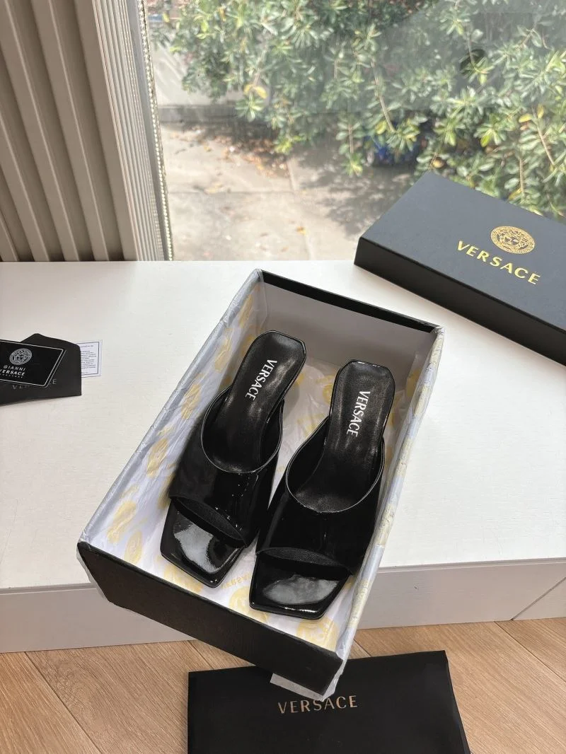 Versace Slippers Versatile 37379