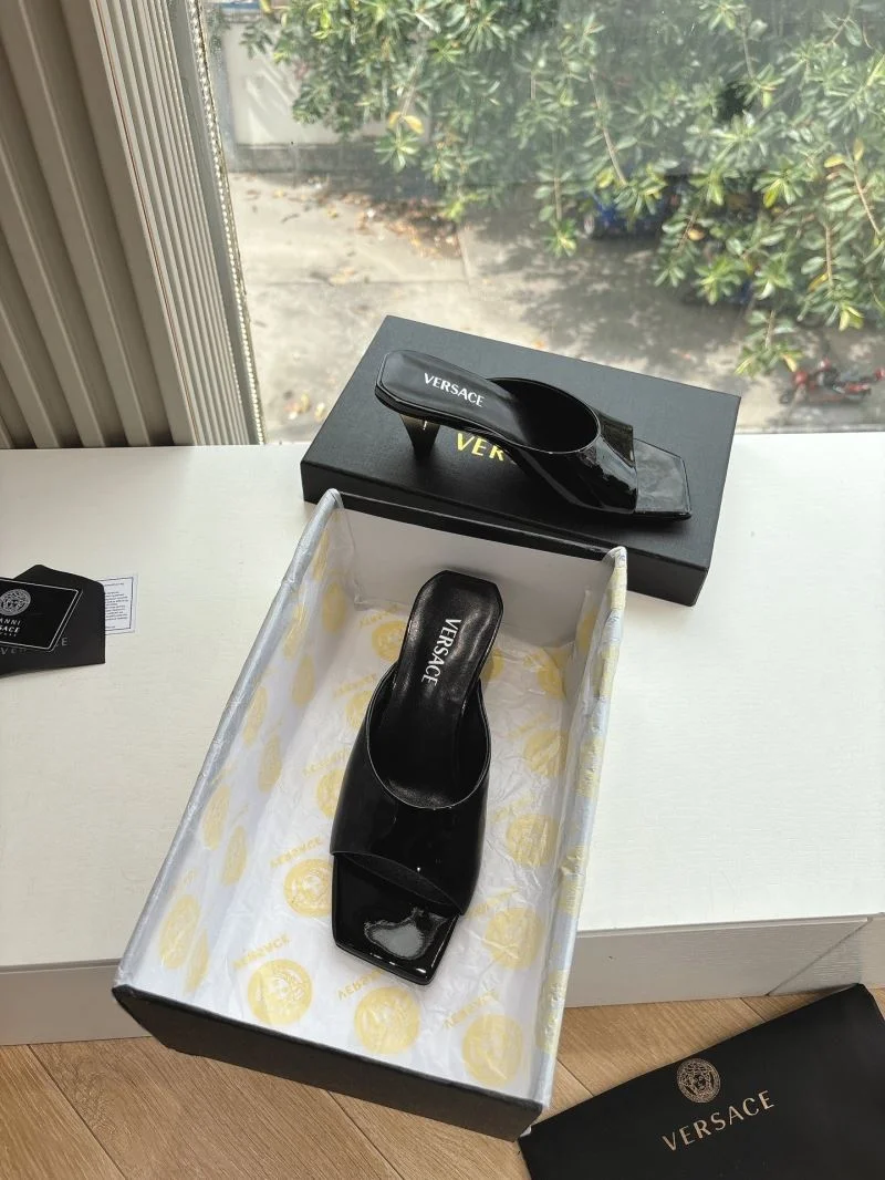 Versace Slippers Versatile 37379