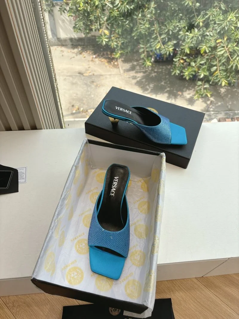 Versace Slippers ZipUp 37358