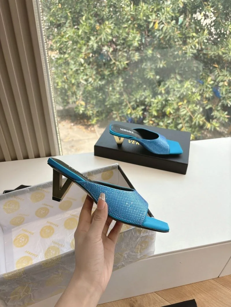 Versace Slippers ZipUp 37358