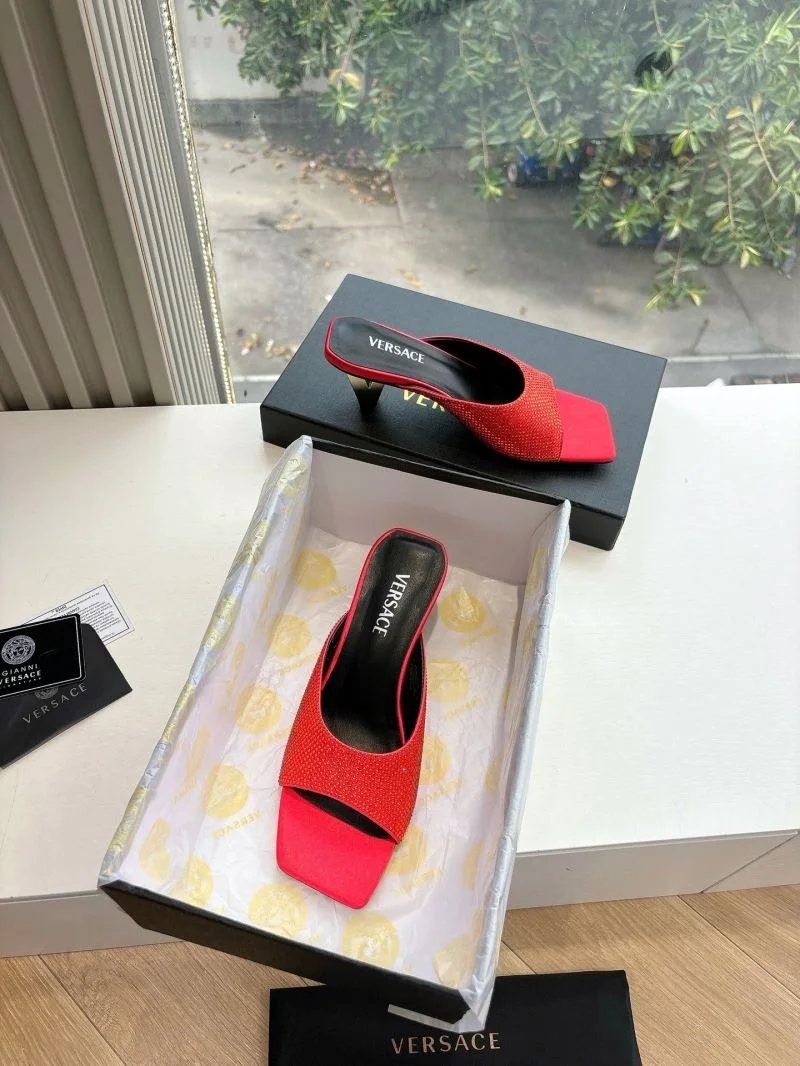 Versace Slippers Versatile 37355