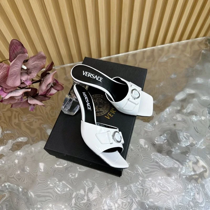 Versace Slippers Unique 37351