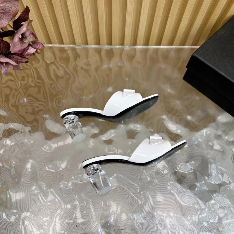 Versace Slippers Unique 37351