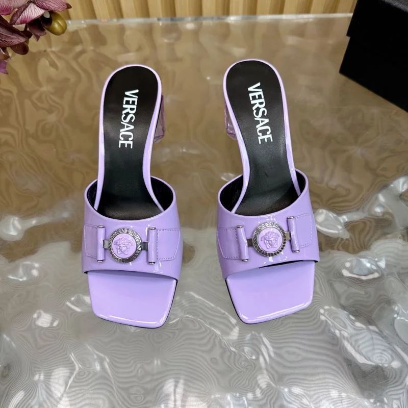 Trendy Versace Slippers 37352