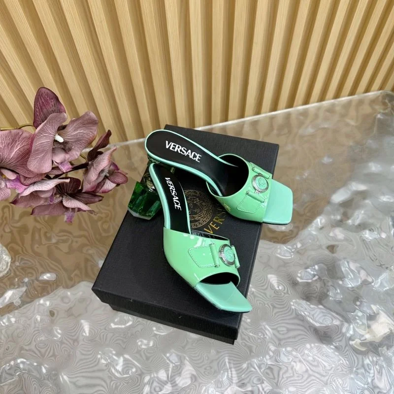 Versatile Versace Slippers 37347