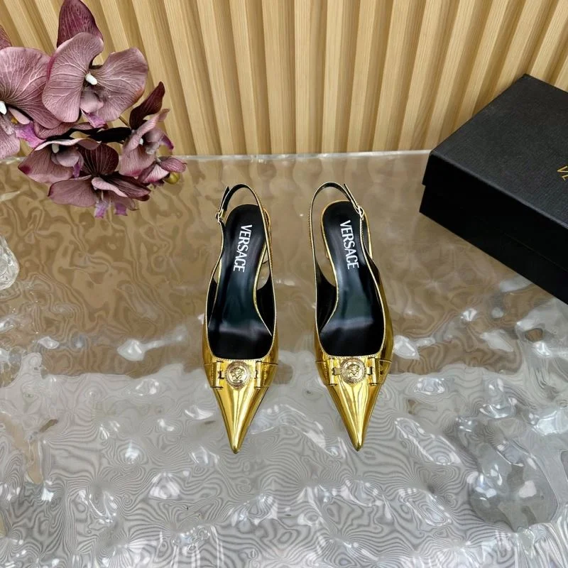 Versace Slippers Minimalist 37335