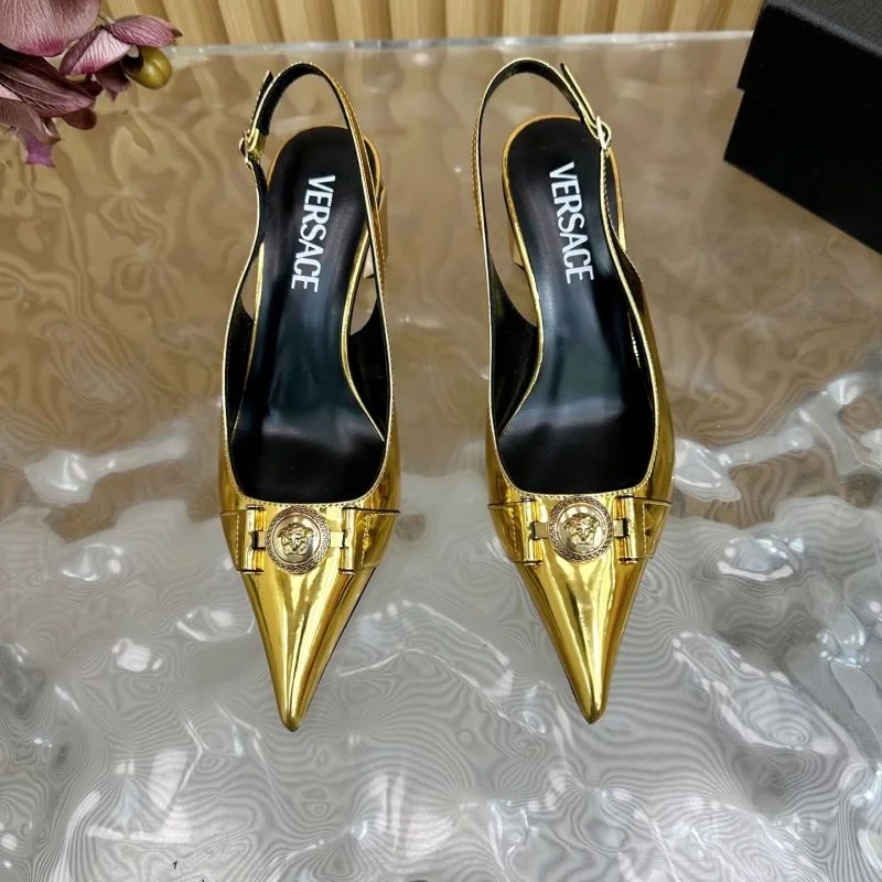 Versace Slippers Minimalist 37335