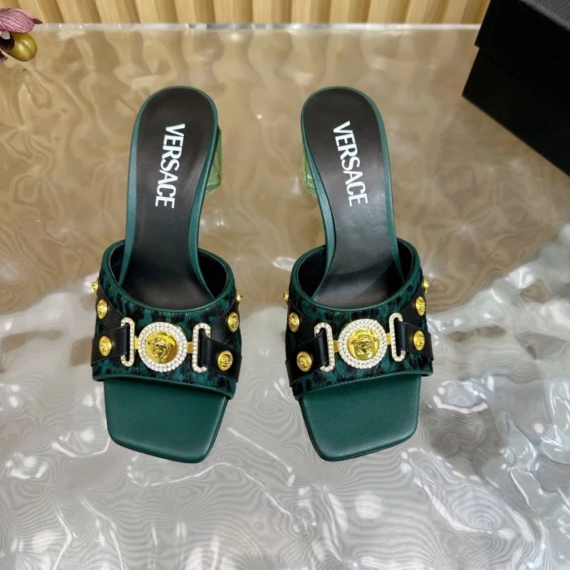 Compact Versace Slippers 37341