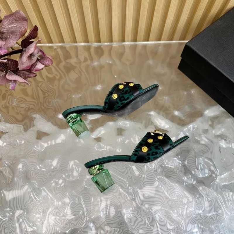 Compact Versace Slippers 37341