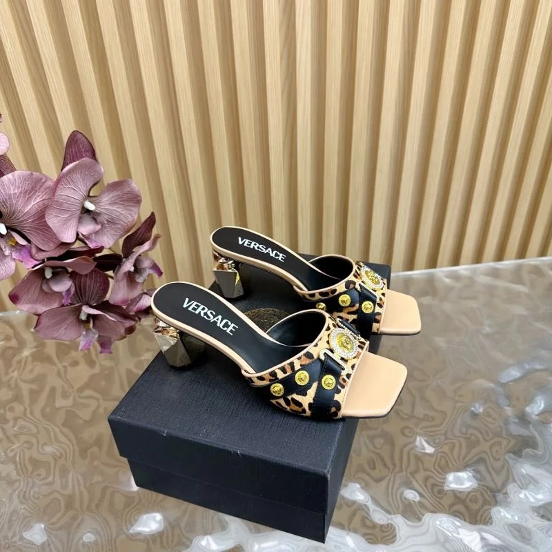 Bold Versace Slippers 37333