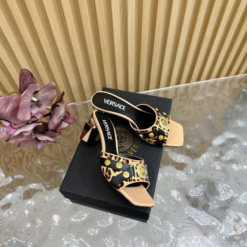 Bold Versace Slippers 37333
