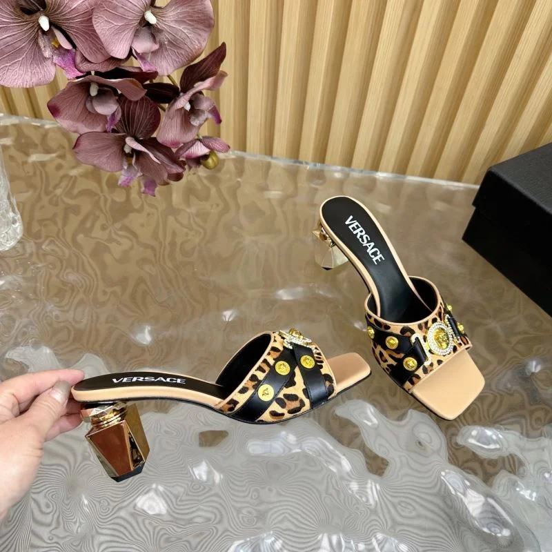 Bold Versace Slippers 37333