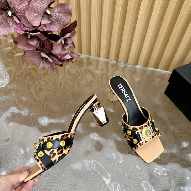 Bold Versace Slippers 37333