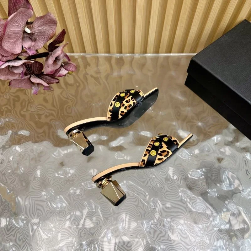 Bold Versace Slippers 37333