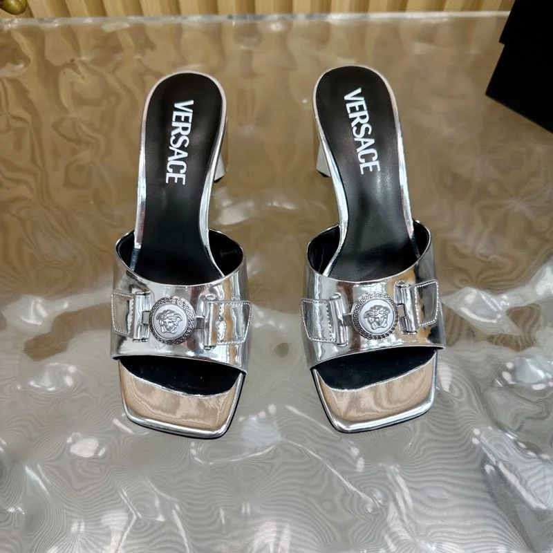 Versace Slippers Lightweight 37332