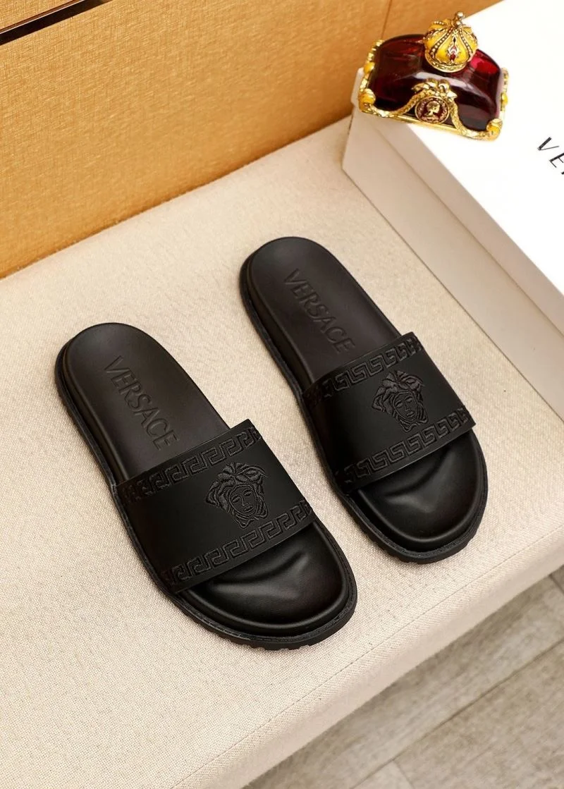 Versatile Versace Slippers 37499