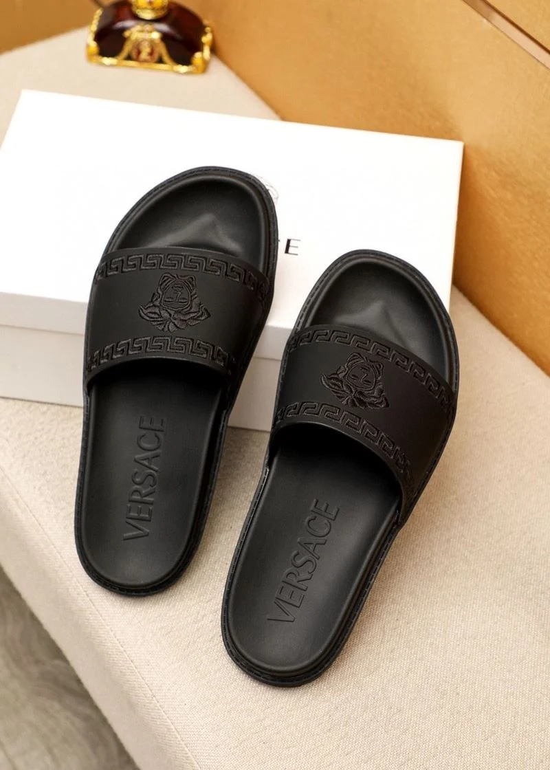 Versatile Versace Slippers 37499