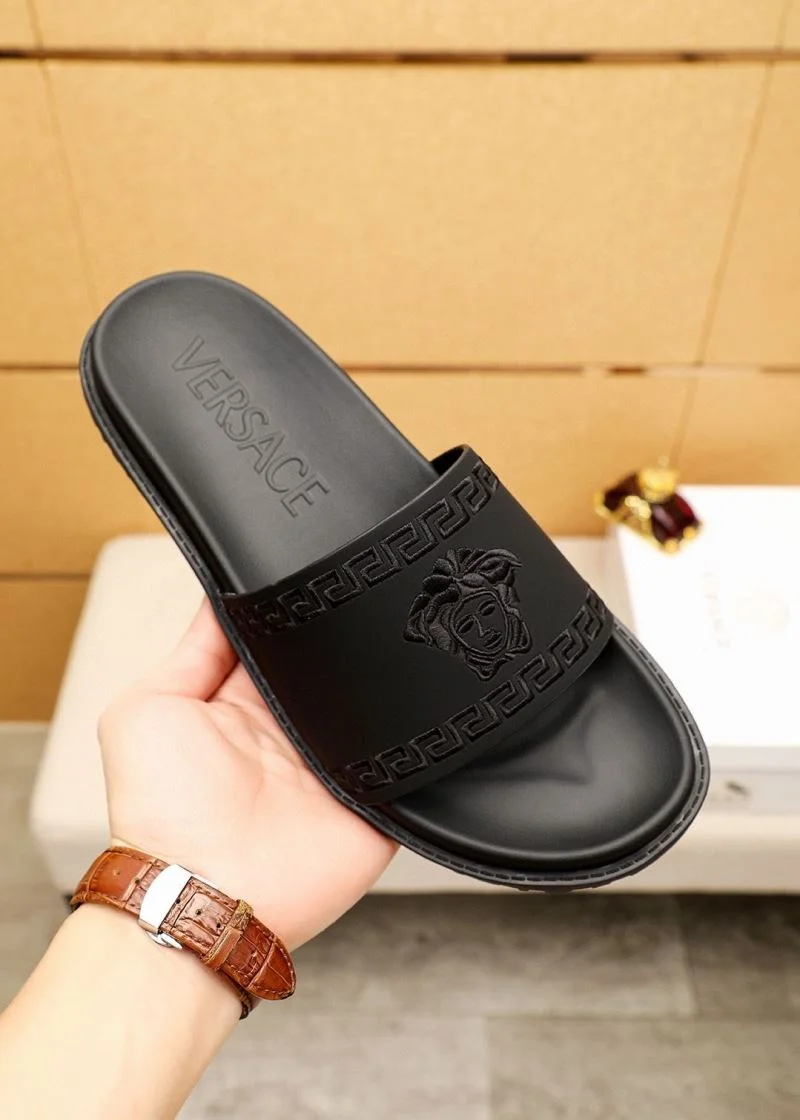 Versatile Versace Slippers 37499