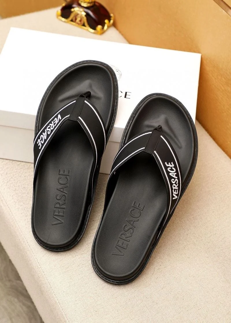 Versace Slippers Lightweight 37476