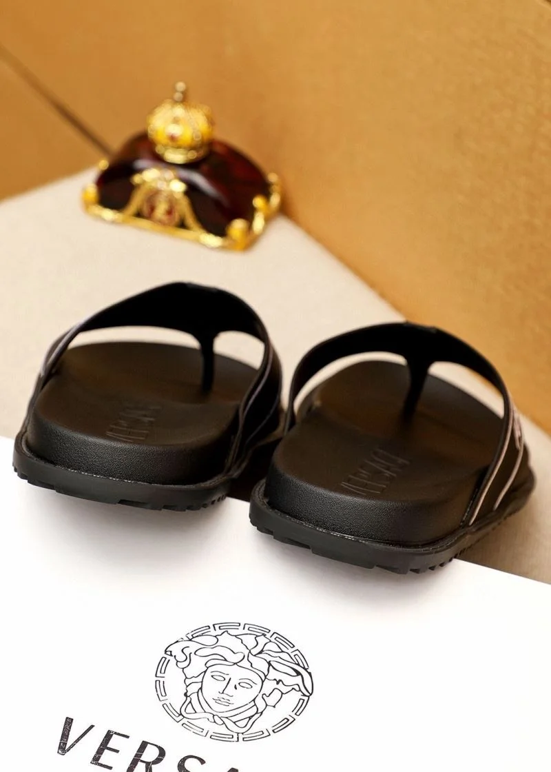 Versace Slippers Lightweight 37476