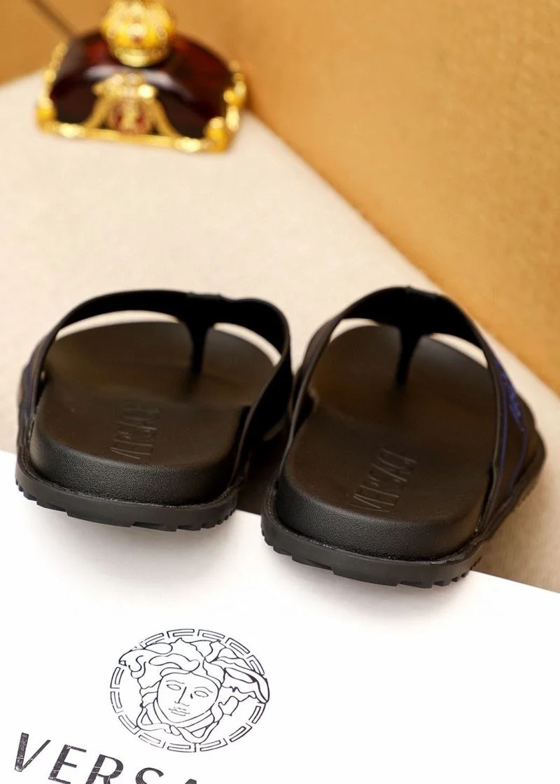Versace Slippers OnTrend 37478
