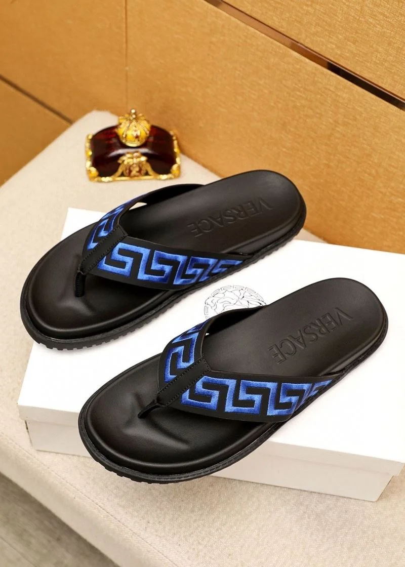 Versace Slippers WellDesigned 37475