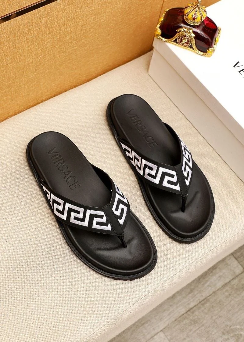 Reliable Versace Slippers 37472