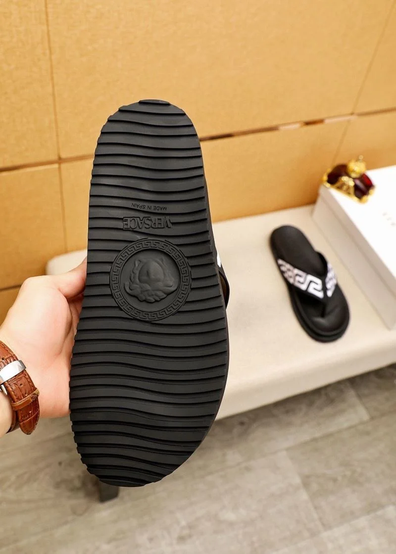Reliable Versace Slippers 37472
