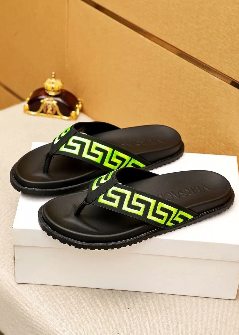 Versace Slippers Comfortable 37470