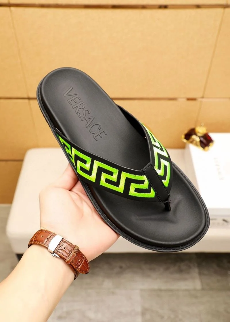 Versace Slippers Comfortable 37470