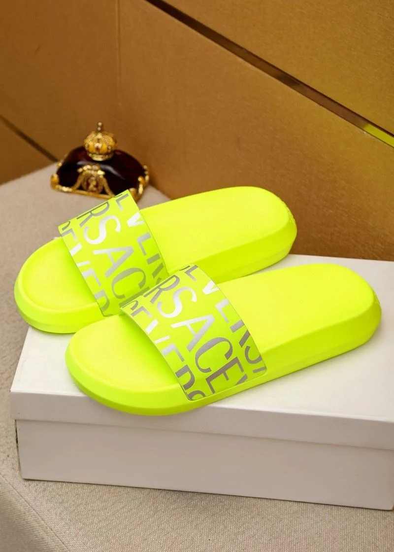 Versace Slippers Breathable 37459