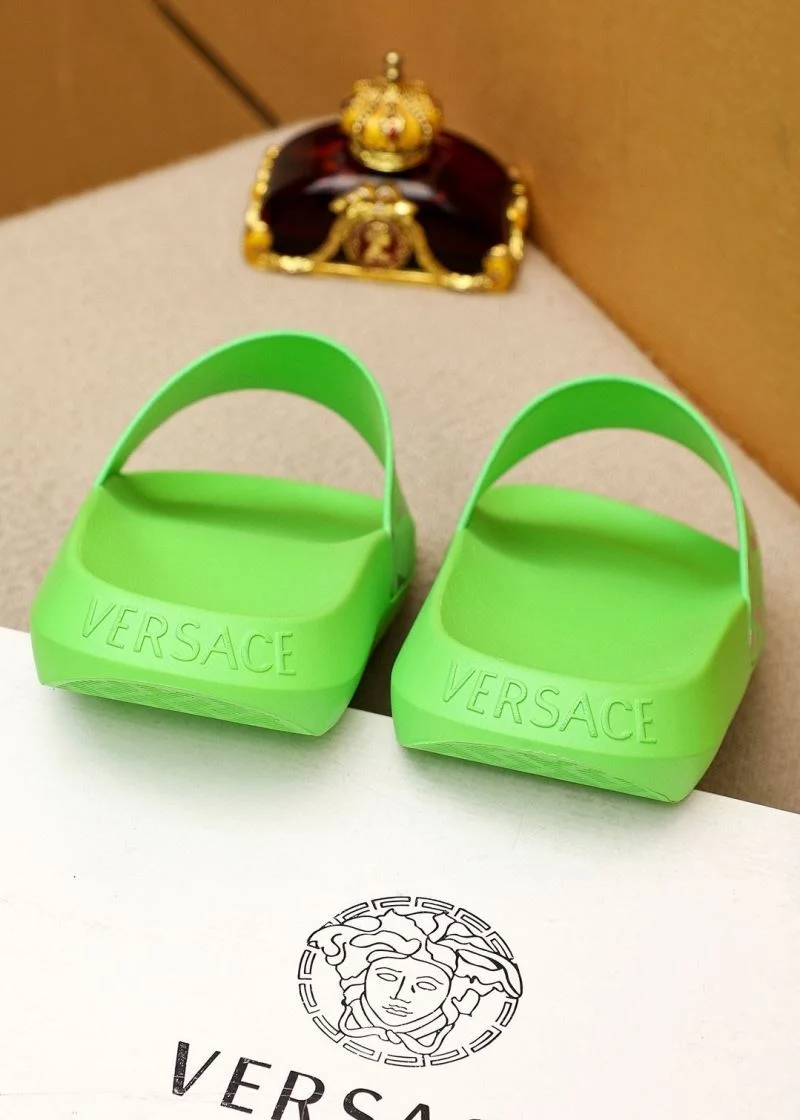 Stylish Versace Slippers 37463