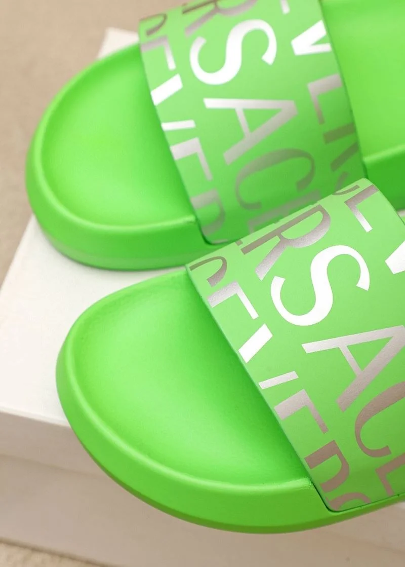 Versace Slippers Efficient 37464