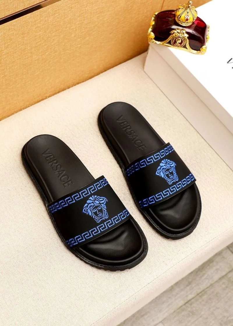 Trendsetting Versace Slippers 37461