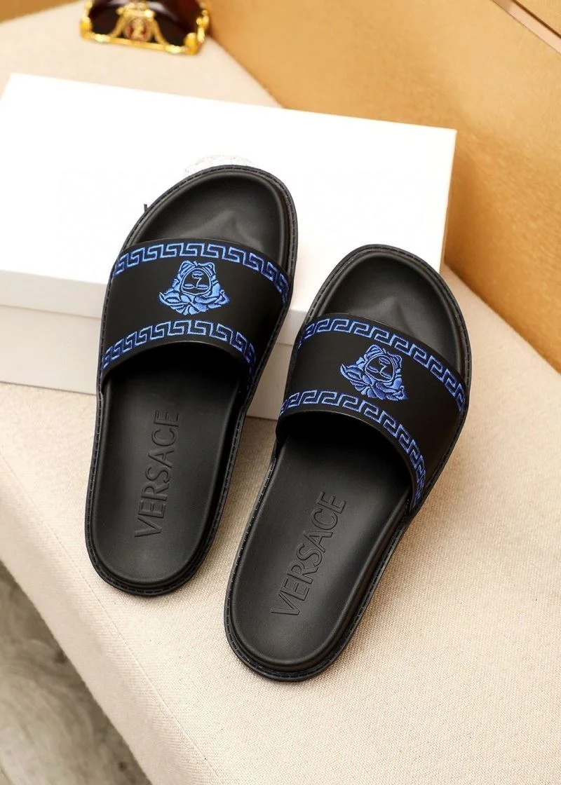 Trendsetting Versace Slippers 37461